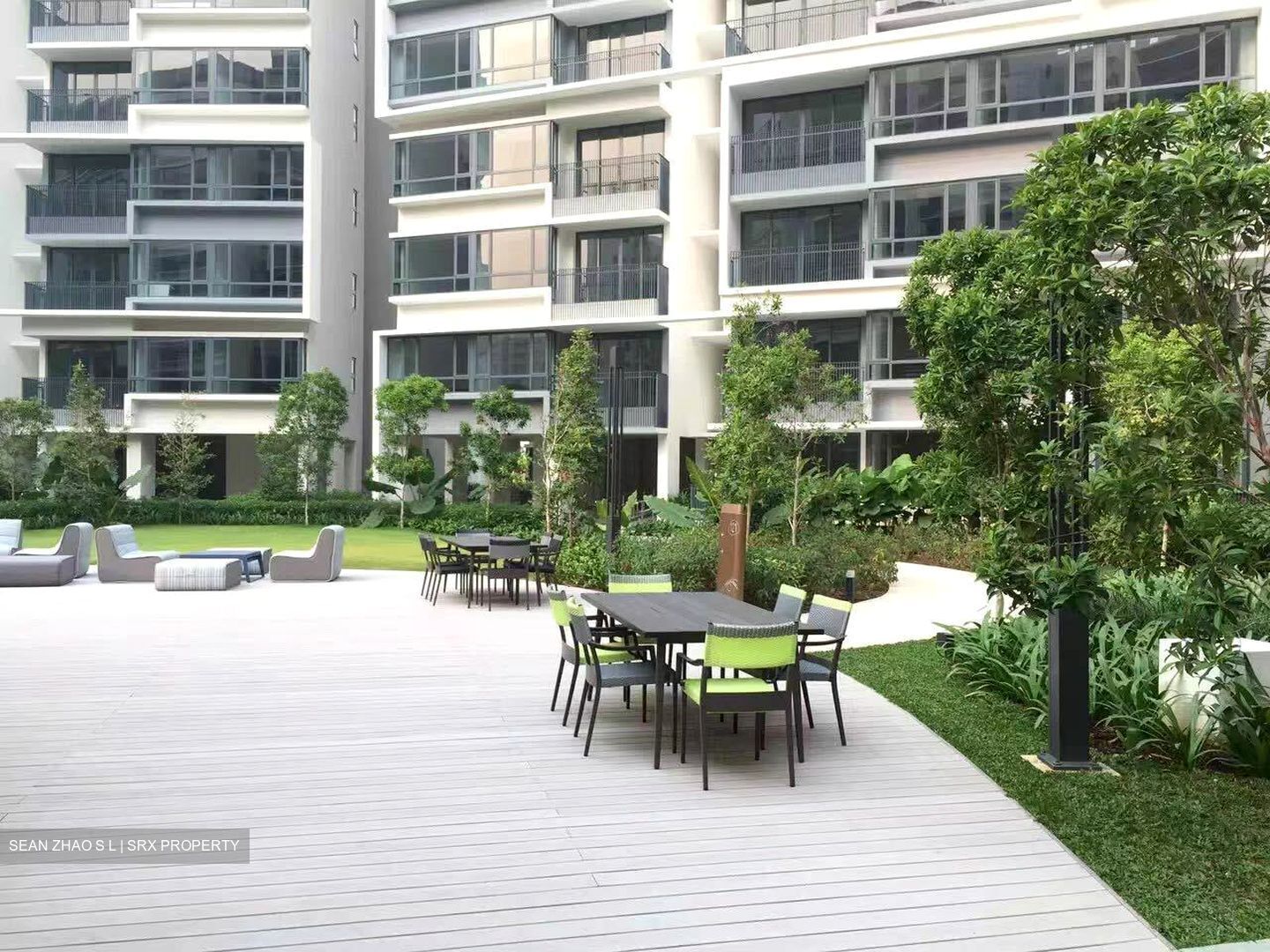 The Palette (D18), Condominium #373025451